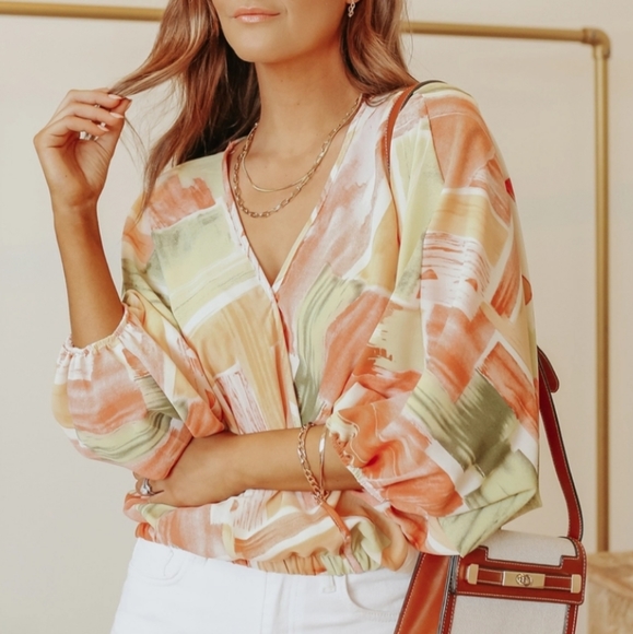 Dolman Sleeve Pastel Print Blouse - Picture 5 of 5